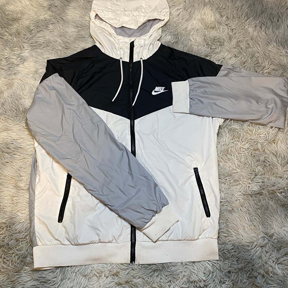 Nike Sportswear Windrunner Hooded Jacket